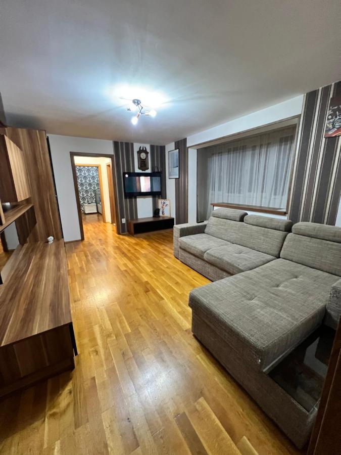 Debo Apartament Луґож Екстер'єр фото